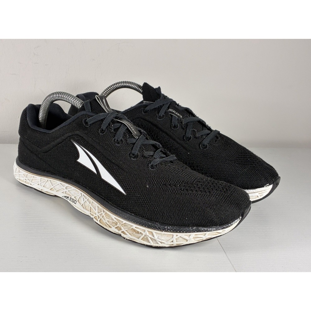 Altra Escalante 4 Womens Size 9 Zero Drop Black White Running Shoes ALOA4VR3000